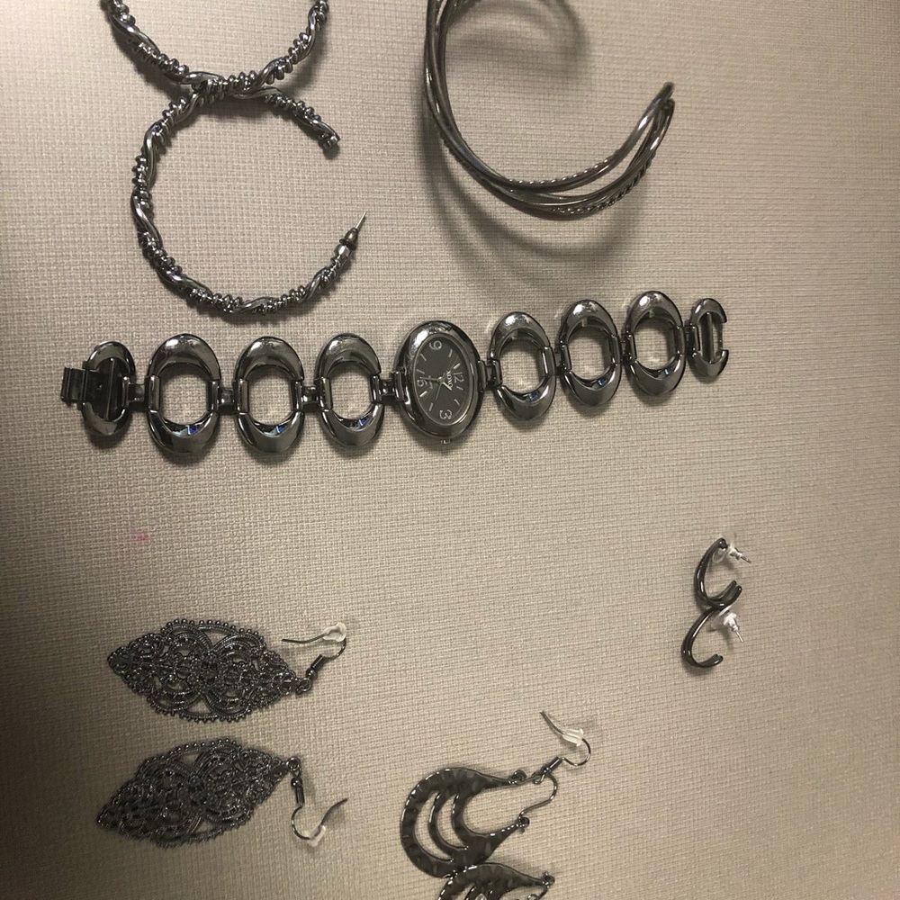 LOT OF 6 CHARCOAL GRAY HOOP BRACELET WATCH EARRING